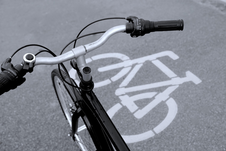 Bonn verbessert FahrradstraÃen - Neue Markierungen und flexiblere Planung